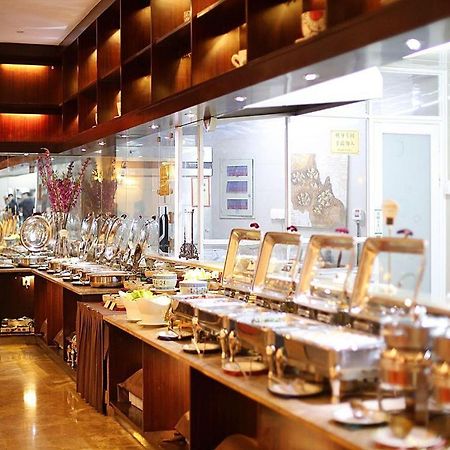 Hubei Poly Hotel Ухань Екстер'єр фото
