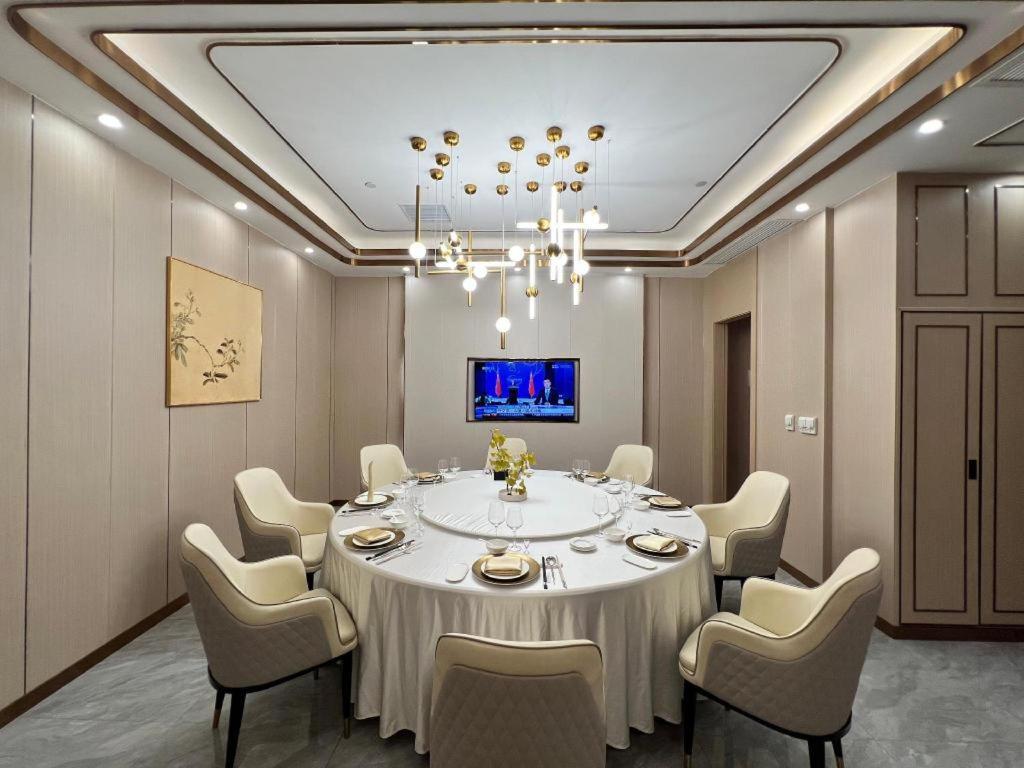 Hubei Poly Hotel Ухань Екстер'єр фото